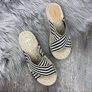 Black & White Striped Cross Cross Slip-On Sandals